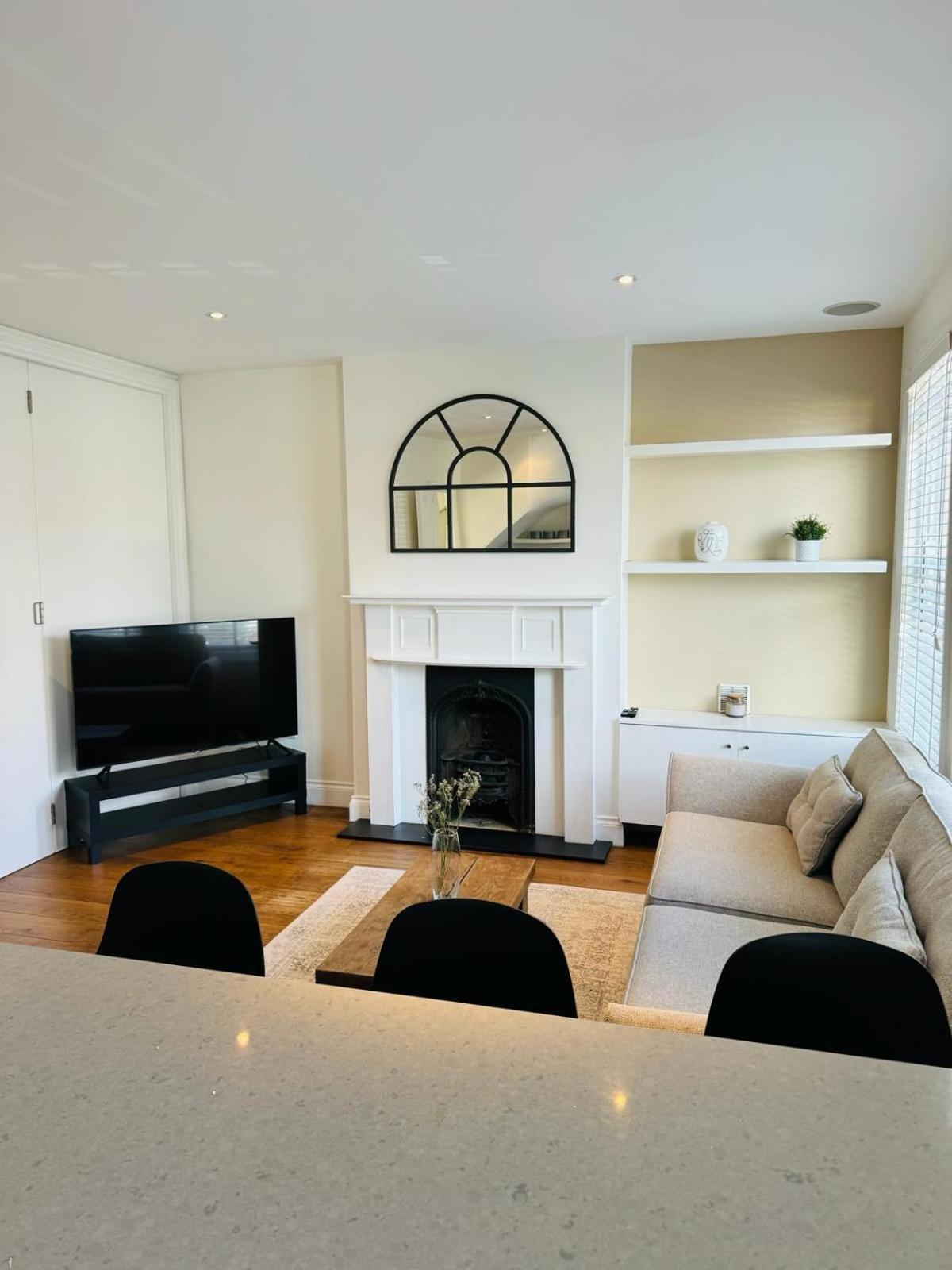 Апартаменты Stunning Flat In Chiswick Лондон Экстерьер фото